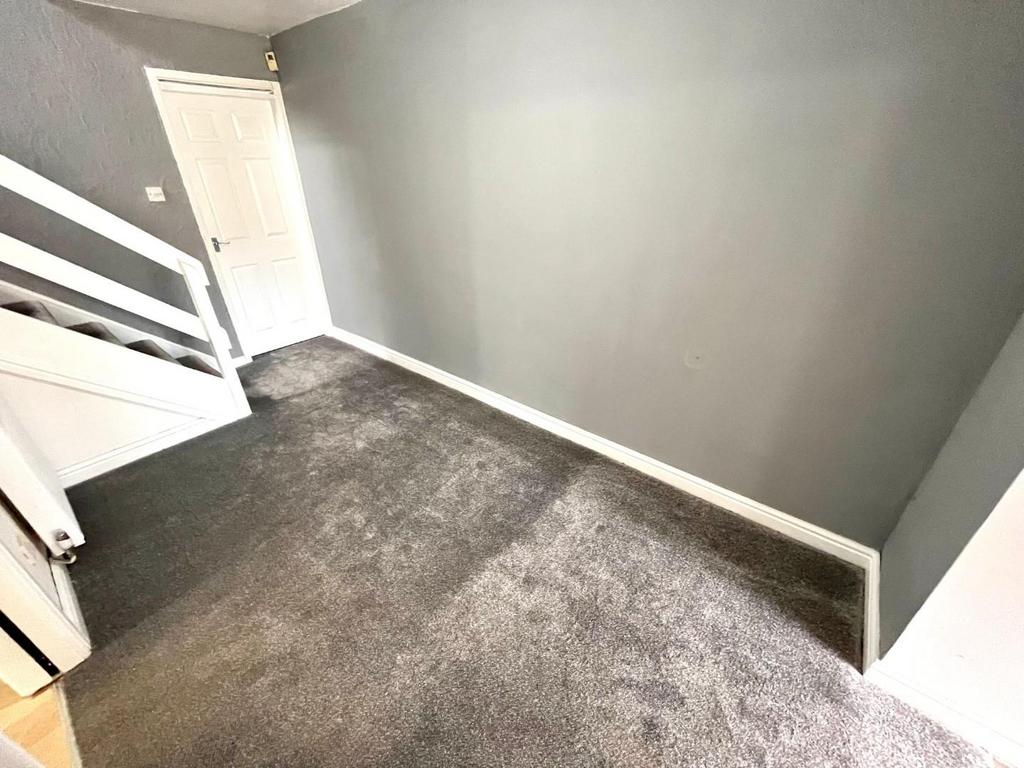 HALLWAY.jpeg