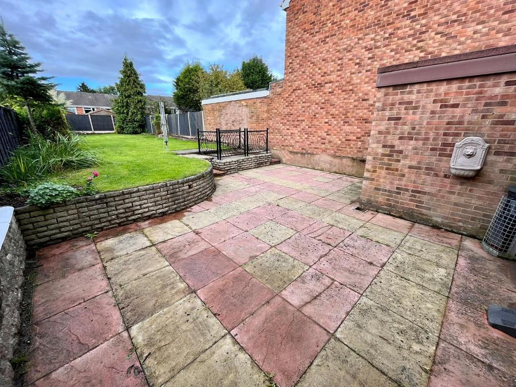 GARDEN.jpeg