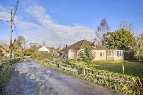 2 bedroom detached bungalow for sale, Doctors Lane, Eye IP21
