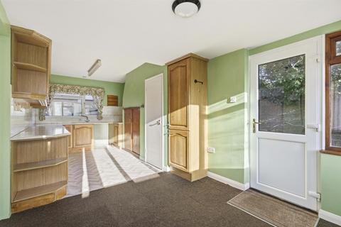 2 bedroom detached bungalow for sale, Doctors Lane, Eye IP21