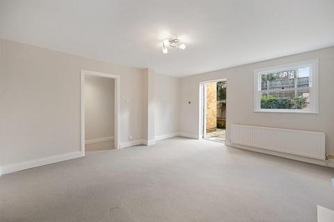 undefined, Acacia Road, Acton