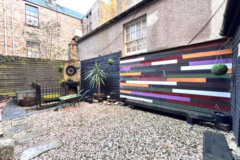 undefined, 17 Guildhall Street, Dunfermline