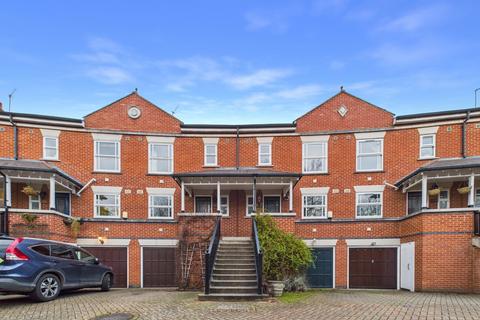 4 bedroom terraced house for sale, Massingberd Way, Tooting Bec