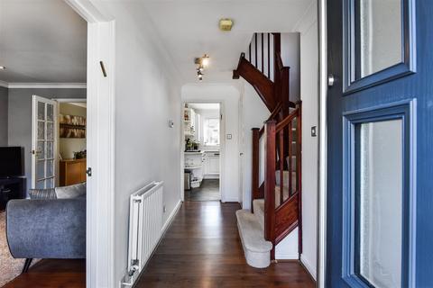 3 bedroom detached house for sale, Walburton Way, Clanfield