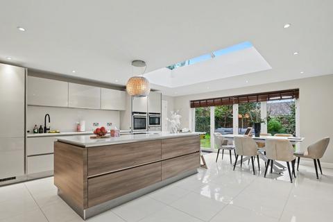 undefined, Howard Drive, Chelmsford CM2