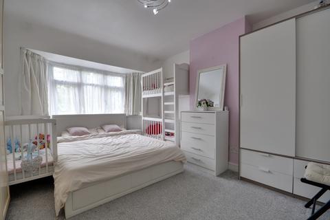 3 bedroom semi-detached house to rent, Twyford Road, Harrow, HA2