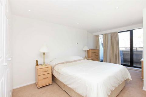 2 bedroom flat to rent, Cromwell Road, London SW7