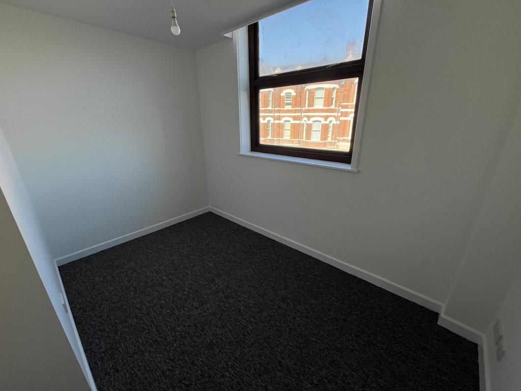 F2 bedroom 3