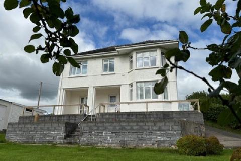 4 bedroom detached house for sale, Broad Oak, Carmarthen, Carmarthenshire.