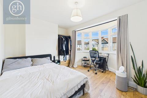 undefined, Selby Chase, Ruislip HA4