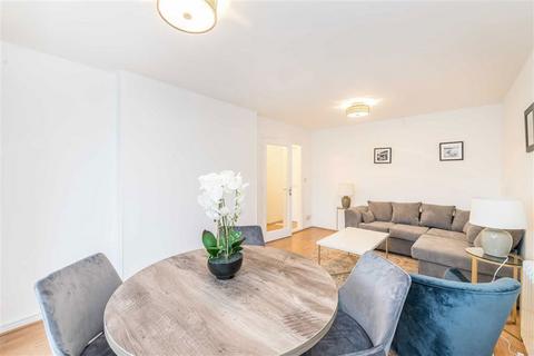 2 bedroom flat to rent, Porchester Square, London W2