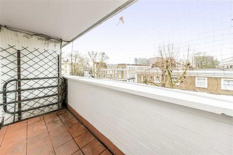 2 bedroom flat to rent, Porchester Square, London W2