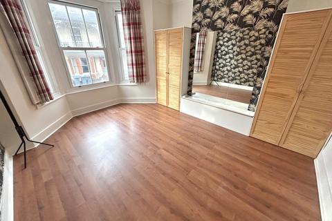 3 bedroom maisonette for sale, Russell Road, Felixstowe IP11