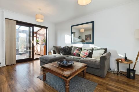 undefined, Swift Close, Winchester, SO22
