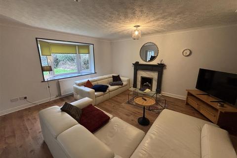 undefined, Lynmouth Close, Glenfield, Leicester