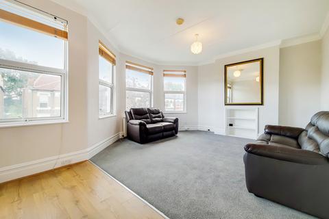 3 bedroom flat for sale, Marlborough Road, Bowes Park, N22 8NJ