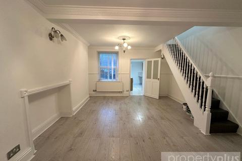undefined, Victoria Street, Mountain Ash, Rhondda Cynon Taff, CF45