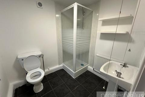 undefined, Victoria Street, Mountain Ash, Rhondda Cynon Taff, CF45