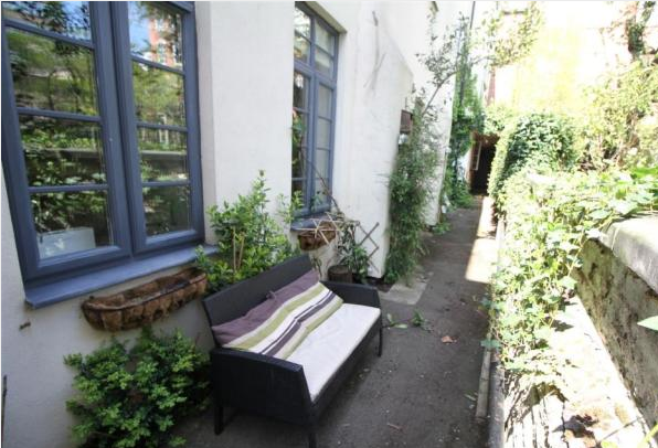 Rear Courtyard