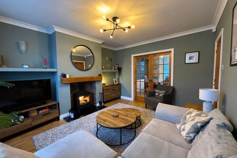 3 bedroom semi-detached house for sale, Polefield Road, Prestwich, M25