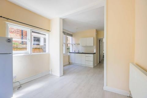 2 bedroom flat to rent, Weston Park, N8, Crouch End, London, N8
