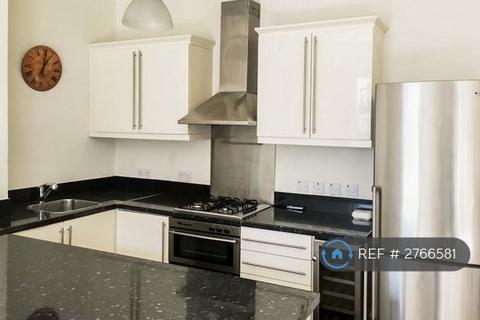 1 bedroom flat to rent, Fulham Road, London, SW6