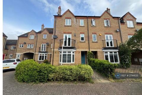 4 bedroom semi-detached house to rent, Fen Field Mews, Deeping St. James, Peterborough, PE6