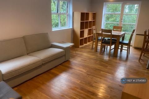 3 bedroom flat to rent, Slate Wharf, Manchester, M15