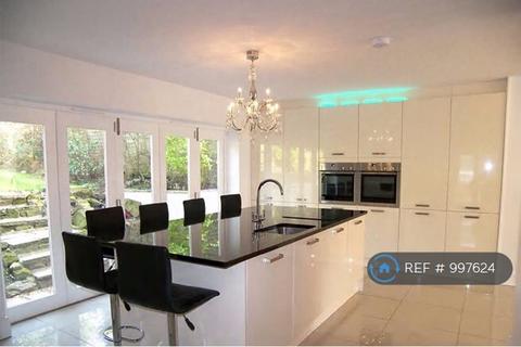 4 bedroom detached house to rent, Walsall Road, Little Aston, Sutton Coldfield, B74