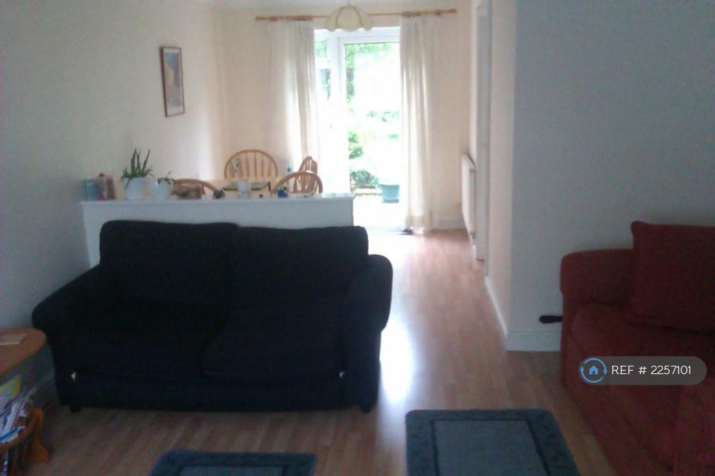 Lounge Provisional Photo Pic 2