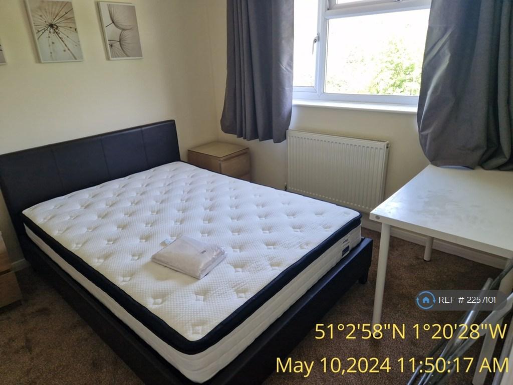 Master Double Bedroom Provisional Photo Pic 2