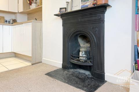 1 bedroom flat for sale, Grace Hill, Folkestone CT20
