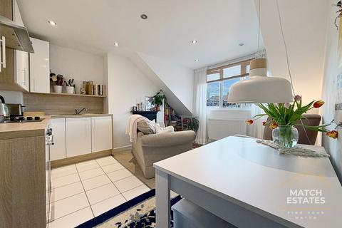 1 bedroom flat for sale, Grace Hill, Folkestone CT20