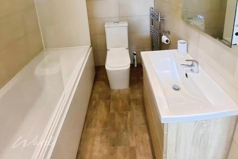 3 bedroom apartment to rent, Beach Road Westgate-On-Sea CT8