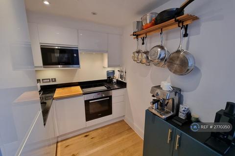 1 bedroom flat to rent, High Street, Croydon, CR0