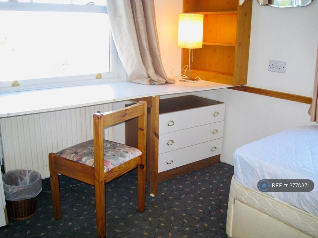 Pic Of One Of The Bedrooms