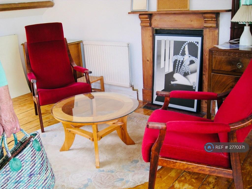 Pic Of One Of The Bedrooms