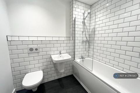 undefined, Central Avenue, Lutterworth, LE17