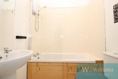 undefined, Flat 1, Ward House, Well Road, East Cowes, Isle of Wight