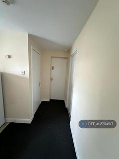 1 bedroom flat to rent, West Park Close, Romford, RM6