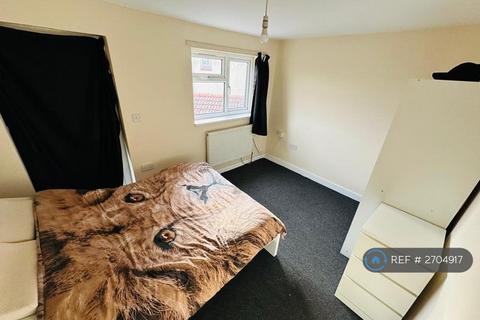 undefined, West Park Close, Romford, RM6