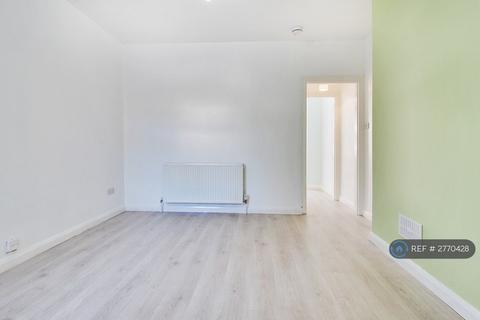 undefined, Shorts Road, Carshalton, SM5