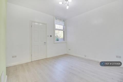 undefined, Shorts Road, Carshalton, SM5