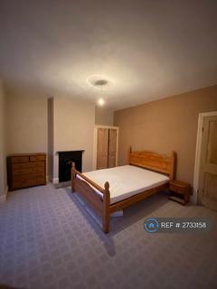 3 bedroom terraced house to rent, High Town Road, Luton, LU2