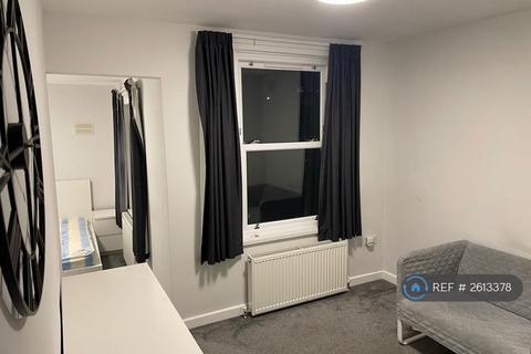 undefined, Queens Road, High Wycombe, HP13