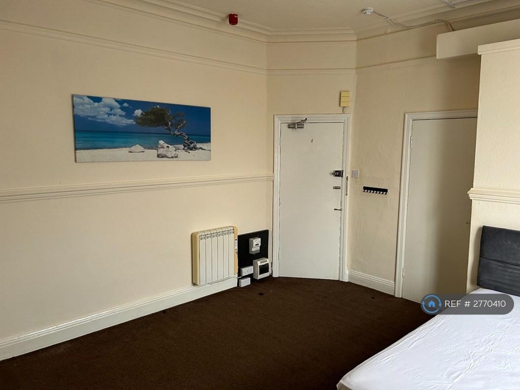 Bedroom/Livingroom