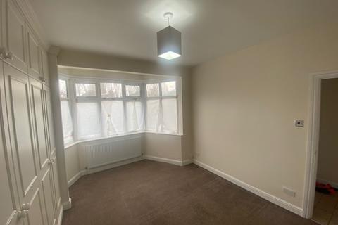 1 bedroom maisonette to rent, Leith Close, London NW9