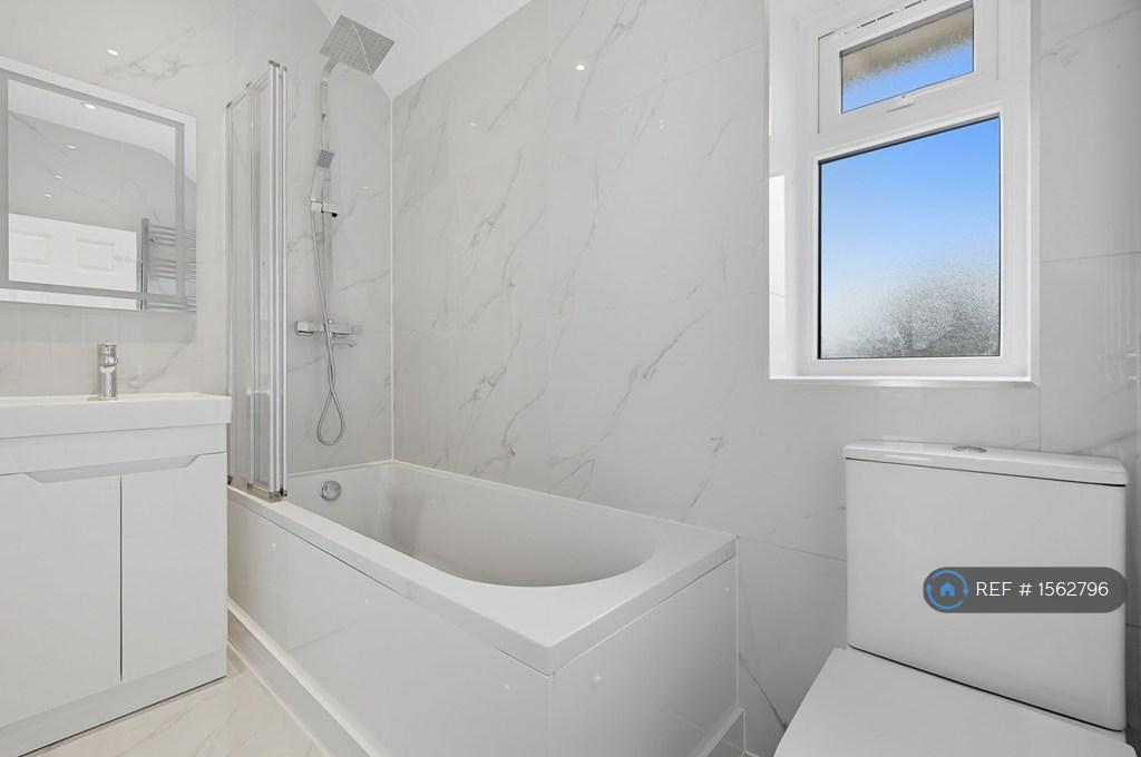 First Floor Bathroom