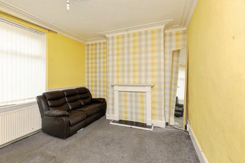 4 bedroom end of terrace house for sale, Parsonage Road, Bradford, BD4