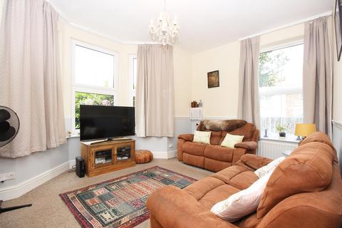 3 bedroom end of terrace house for sale, 1 Station Road, Heckington, Sleaford, NG34